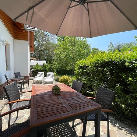 Appartement Kastelo Teraso Zalacsány Exteriör bild