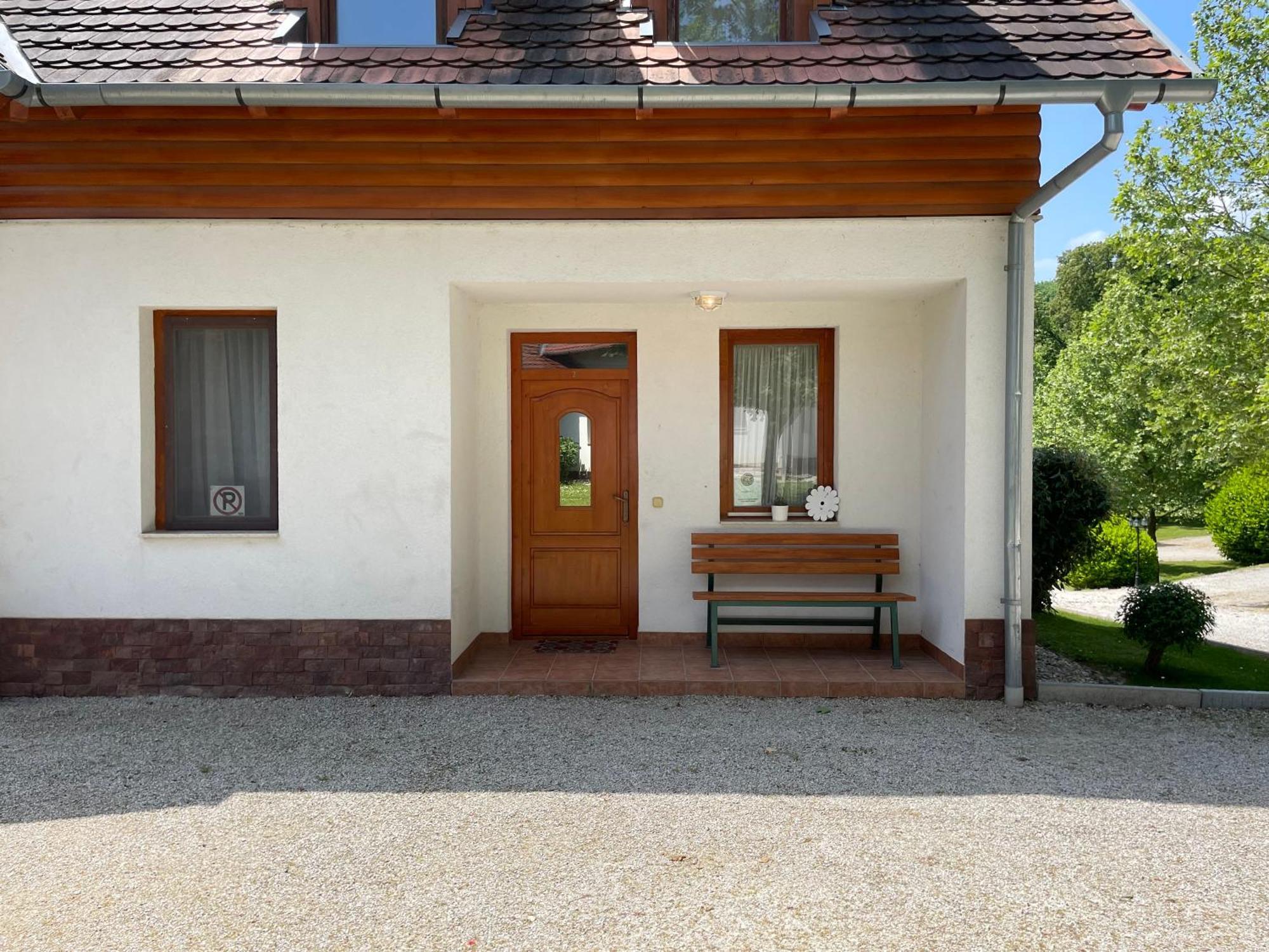 Appartement Kastelo Teraso Zalacsány Exteriör bild