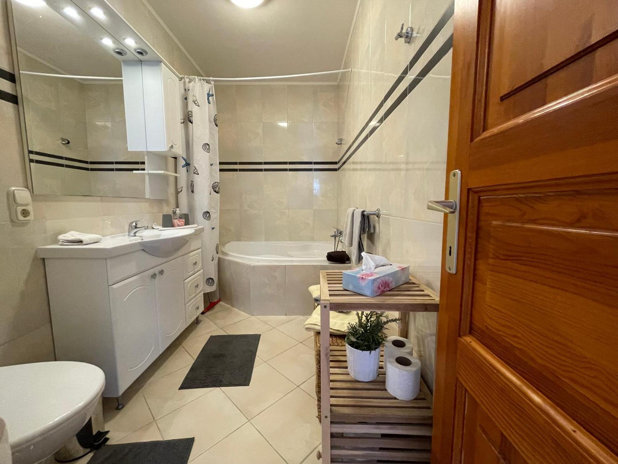 Appartement Kastelo Teraso Zalacsány Exteriör bild